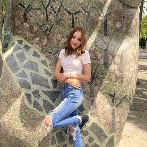 Meet your Posher, sofia